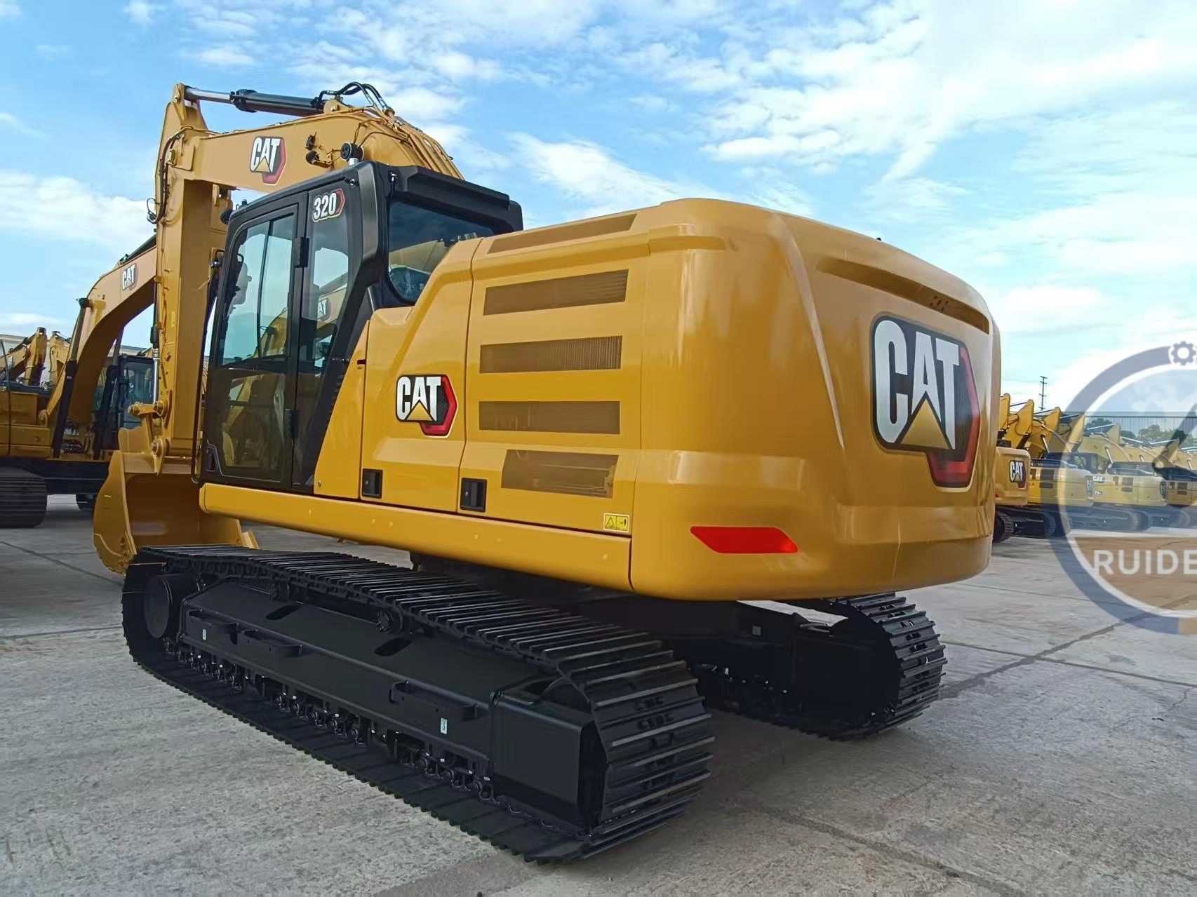 CAT320 (6)